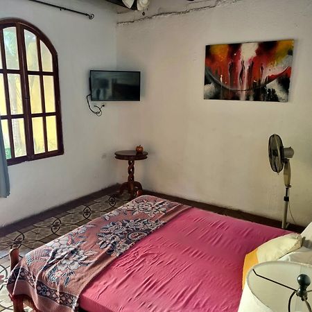 Casa Del Agua Bed & Breakfast Granada Ruang foto