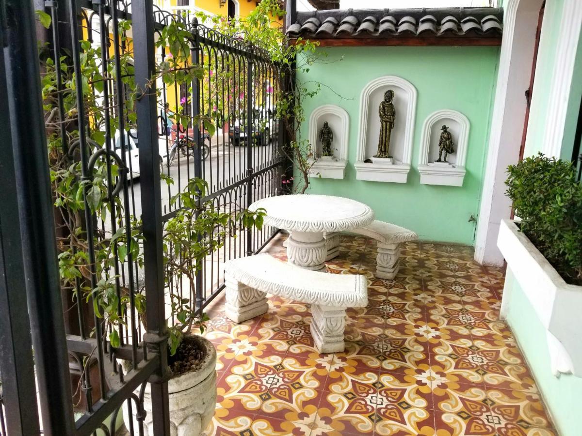 Casa Del Agua Bed & Breakfast Granada Bagian luar foto