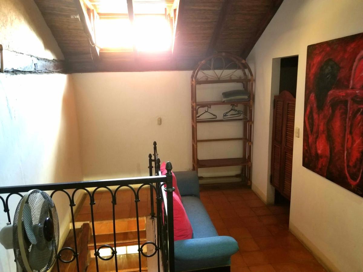 Casa Del Agua Bed & Breakfast Granada Ruang foto